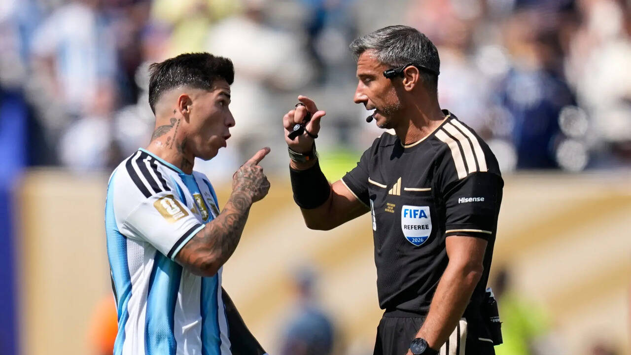 Enzo Fernandez reacts after red card in Argentina's World Cup final loss to Spain | Football News