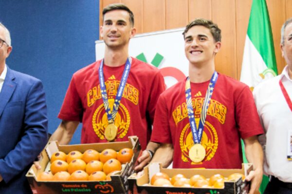 Spain's World Cup triumph ends with players receiving their body weight in tomatoes | Football News