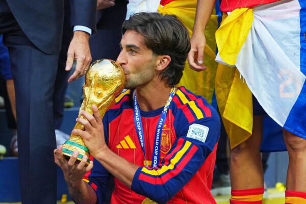 'Weren't you going to shave off all your hair?': Spanish princess embarrasses Ferran Torres over bizarre World Cup promise | Football News