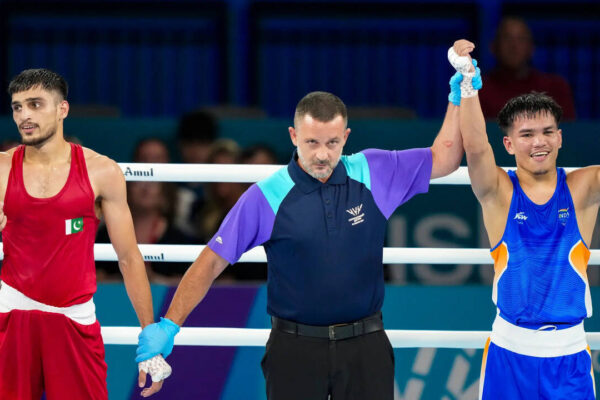 Commonwealth Games boxing: Jadumani Singh seals dominant 5-0 win over Pakistan's Sumama Rehman to enter quarter-finals | Commonwealth Games News