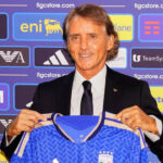 'It was like losing the woman of your life': Roberto Mancini apologises after dramatic Italy return | Football News