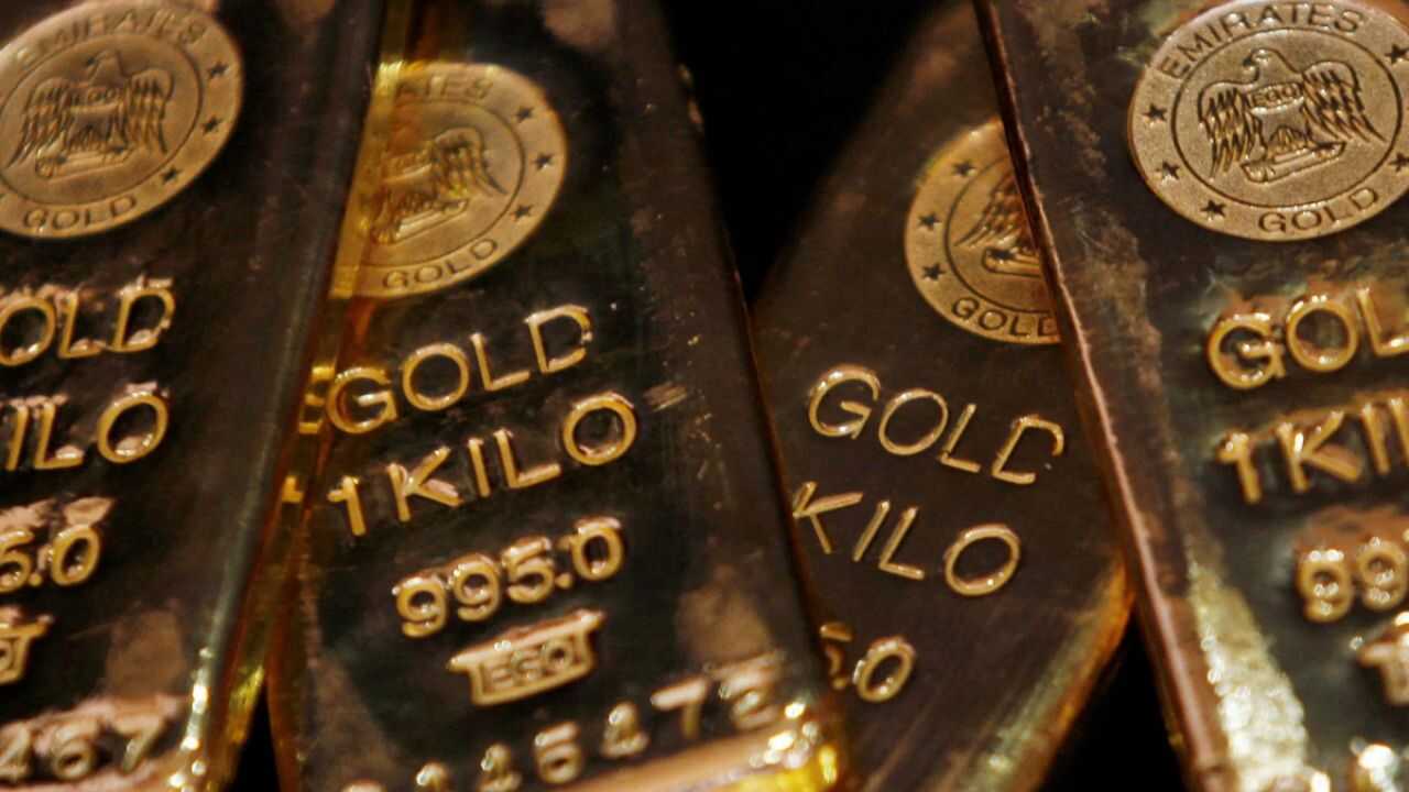 Gold futures drop to Rs 1,44,022 per 10g on weak spot demand