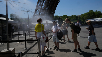 France records 2,025 deaths amid record-breaking heatwave, toll may rise further