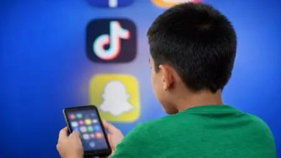 France lawmakers pass law banning social media for children under 15; first EU nation to do so