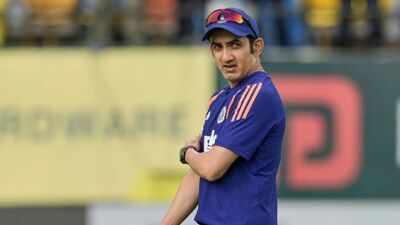 India stuck in traffic: Why was the toss delayed for IND vs ENG 5th T20I?
