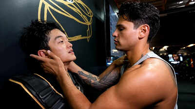 <b>WATCH: JasonTheWeen gets brutally beaten by Ryan Garcia after claiming he could "beat the f*ck out of" him</b>