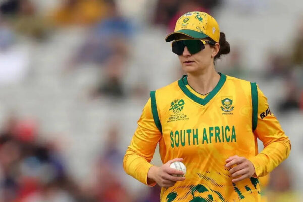 England Women 118/3 in 15.3 Overs