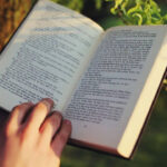 Psychology says keeping your childhood books isn't just nostalgia; Here are 5 reasons why