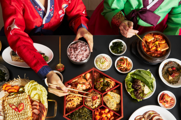 Why Korean families serve so many side dishes with every meal