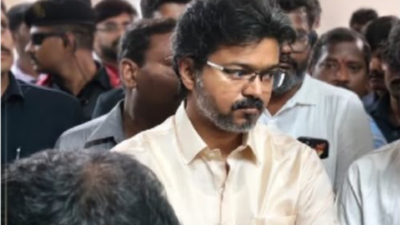 CM Vijay inspects adi dravidar hostel in Chennai; students tell him they find bugs and worms in food