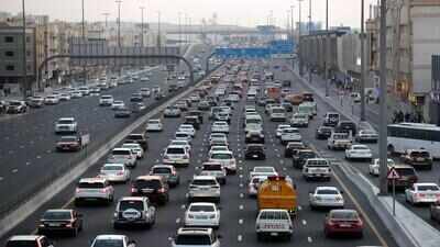Sharjah announces traffic diversions near University city for Etihad rail works; Motorists face delays until August