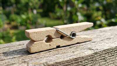 The hidden purpose of clothespin holes: How this overlooked design helps clothes stay secure and reduces peg marks