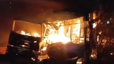 At least 7 dead, 15 injured as Haridwar-Indore bus collides with trailer, catches fire on Delhi-Mumbai Expressway