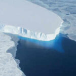 Warm ocean water is melting a giant Antarctic glacier from below. Scientists want to stop it with an 80km underwater curtain