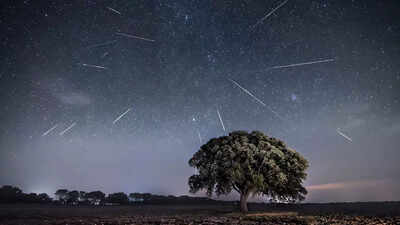 Peak time tonight, best places to watch and what to expect