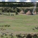 3,000 years ago, 12 Bronze Age houses stood where a Scottish suburb is rising; archaeologists found graves, pottery kilns and food stores