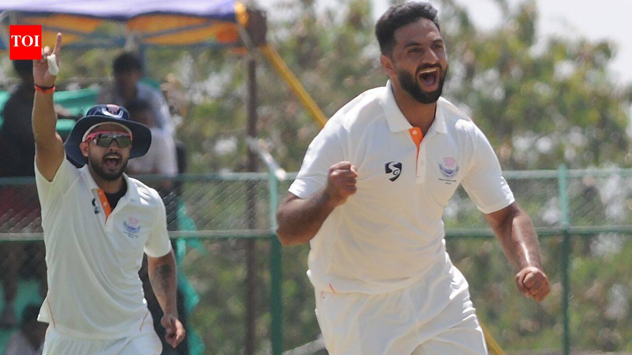 'No excuses if you want to play for India': The philosophy that shaped Auqib Nabi | Cricket News