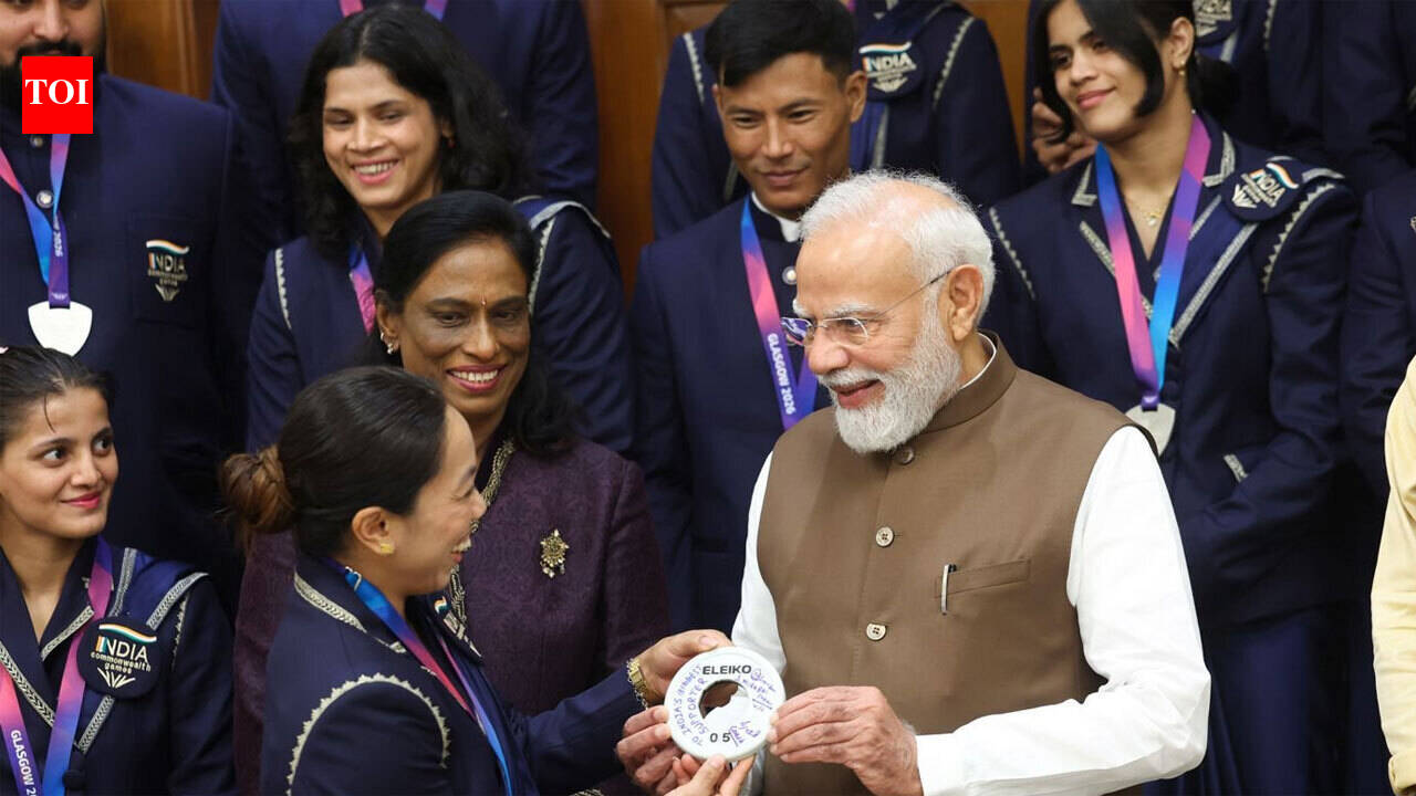 ‘From every drop of tears, gold medals are dripping’: PM Modi’s heartfelt message to CWG heroes - Watch | Commonwealth Games News