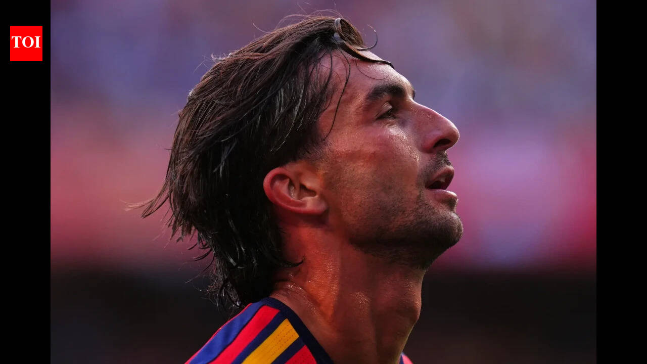 Spain's FIFA World Cup final hero Ferran Torres leaves Barcelona for new challenge in France