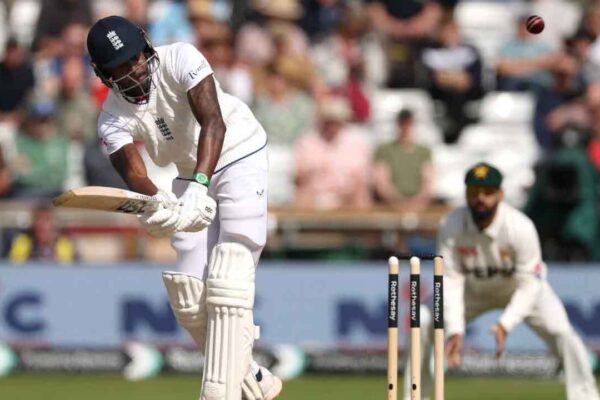 England 395/9 in 87.5 Overs