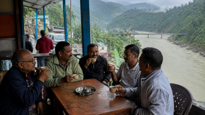 “If we had left 10-15 minutes earlier…”: How a tea break saved 5 Chhattisgarh friends from Nepal floods