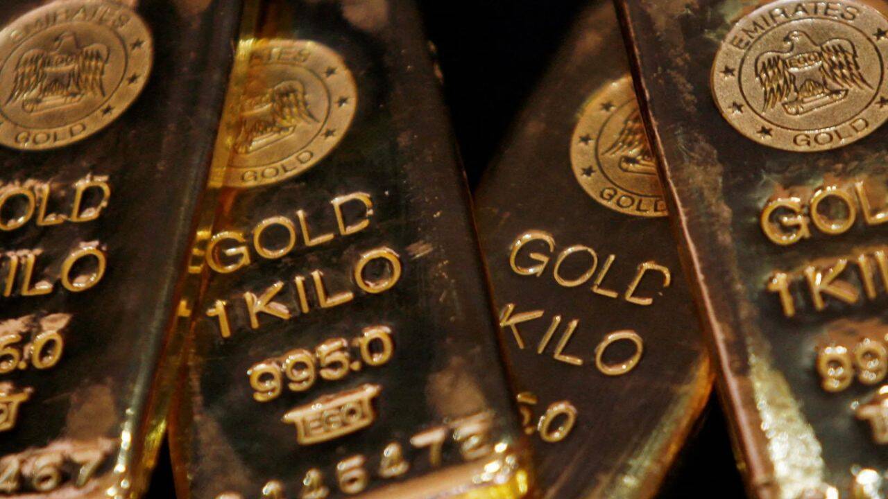 Gold, Silver Rate Today Live Updates: Spot gold edges higher as oil prices tumble after Trump delays fresh Iran strike