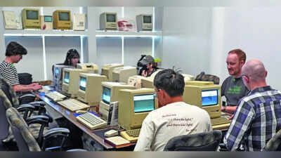 As AI grips world, thrill of collecting vintage, iconic computers growing