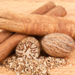 Cinnamon And Nutmeg: Cinnamon and Nutmeg: Simple step-by-step guide to making an organic and environmentally friendly room freshener