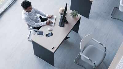 Online Debate On Work Shifts: Reddit user backs 2 PM to 10 PM; critics defend 6am-2pm |