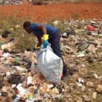 Ghana's capital discards 300 tons of plastic per day, now they mix it with sand and use it as street paving that is cheaper than concrete