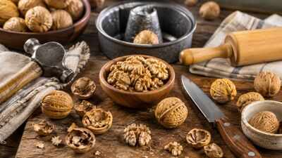 How to crack walnuts without a nutcracker: Easy kitchen methods to open them safely