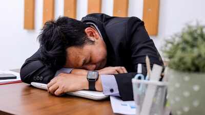 ‘I come home only to sleep’: ₹35,000 salary employee’s 6-hour daily commute sparks debate online |