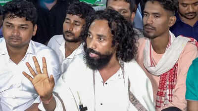 Jharkhand students suspend 26-day protest over JPSC-JSSC exam; give 2-month ultimatum to Soren govt