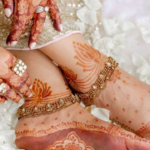 5 super-trendy mehendi designs for hands and feet to bookmark for your wedding