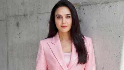 'I want you to be the master of your destiny': Preity Zinta’s father gave her this one lesson about education that every parent should teach their daughter