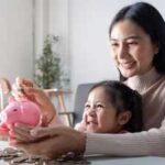 3 simple money lessons every parent can teach a child from age 5
