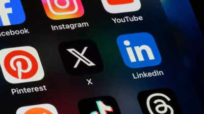 France’s top court blocks under-15 social media ban, cites constitutional concerns