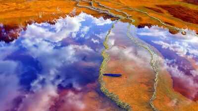 Spain's blood-red Río Tinto river is as acidic as vinegar, and Nasa says it could help scientists find life on Mars