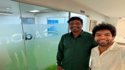 'Class 9 pass, no English': Hyderabad founder hired a taxi driver as his first employee, a decade later he heads procurement