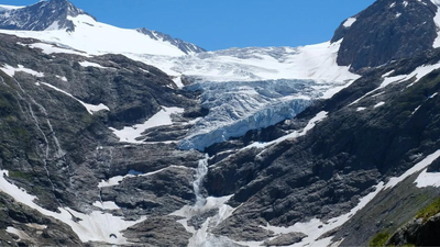 Two Belgian climbers vanished in the Alps in 1992; melting ice has finally revealed their remains 34 years later