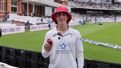 English cricketer runs 100km from Lord’s Cricket Ground in unique Guinness World record attempt
