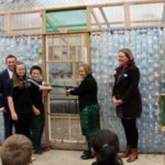 Australian high school students collected more than 2,000 plastic bottles to form a greenhouse, 11 years later, the structure supplies food for the school's garden
