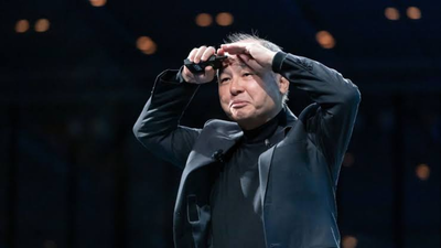 As a student, he wanted to make $10,000 a month by working just 5 minutes a day, his experiment made $3.2 million in 18 months; today Masayoshi Son is Japan's richest person