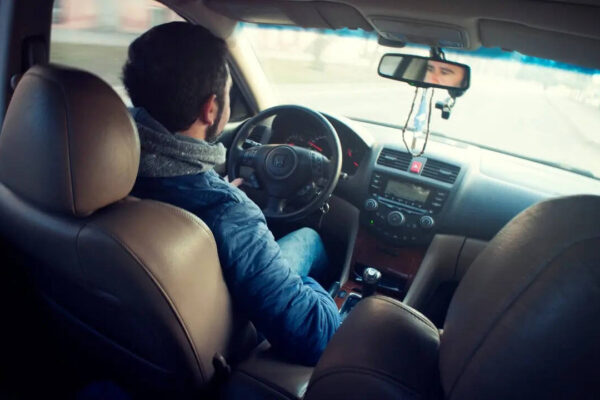 10 dirtiest spots in your car you never think to clean